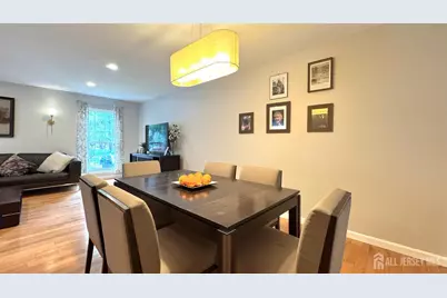 507 Timber Oaks Road, Edison, NJ 08820 - Photo 8