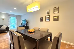 507 Timber Oaks Rd, Edison, NJ 08820 - Photo 8
