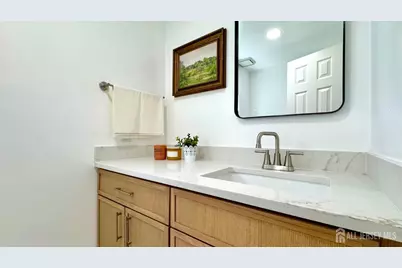 507 Timber Oaks Road, Edison, NJ 08820 - Photo 10