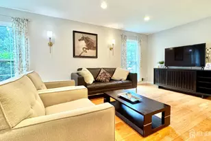 507 Timber Oaks Rd, Edison, NJ 08820 - Photo 2