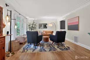 20 Apache Ct, East Brunswick Township, NJ 08816 - Photo 2