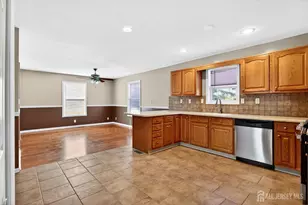 977 Cox Rd, North Brunswick Township, NJ 08902 - Photo 18