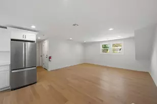 3 Meadow Rd, Edison, NJ 08817 - Photo 12