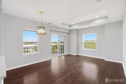 648 Strassle Way, South Plainfield, NJ 07080 - Photo 2