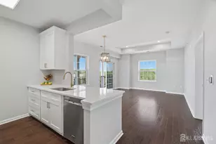 648 Strassle Wy, South Plainfield, NJ 07080 - Photo 12