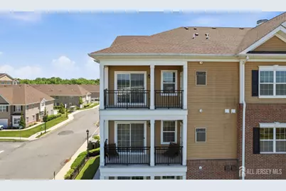 648 Strassle Way, South Plainfield, NJ 07080 - Photo 32