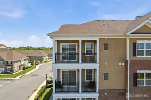 648 Strassle Wy, South Plainfield, NJ 07080 - Photo 32