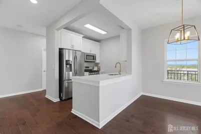 648 Strassle Way, South Plainfield, NJ 07080 - Photo 10