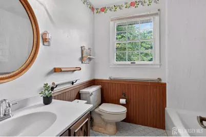 287 Crestwood Drive, Milltown, NJ 08850 - Photo 14