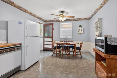 287 Crestwood Drive, Milltown, NJ 08850 - Photo 8