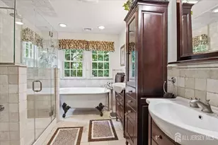 4 Honey Ct, Metuchen, NJ 08840 - Photo 14
