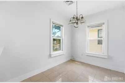 122 South Lincoln Avenue, Middlesex, NJ 08846 - Photo 12