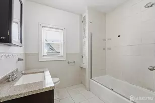 122 S Lincoln Ave, Middlesex, NJ 08846 - Photo 4