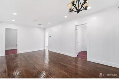 122 South Lincoln Avenue, Middlesex, NJ 08846 - Photo 8