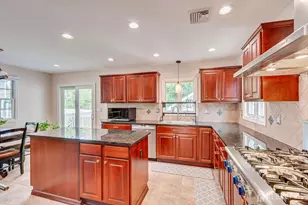 21 Thomas St, Metuchen, NJ 08840 - Photo 12