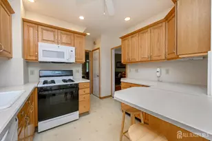 120 Galloping Hill Rd, Roselle Park, NJ 07204 - Photo 14