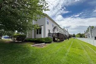 125 Salem Rd, North Brunswick Township, NJ 08902 - Photo 8
