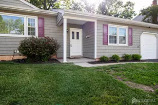 14 Tracey Dr, Milltown, NJ 08850 - Photo 18