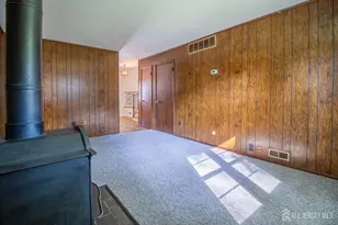 14 Tracey Dr, Milltown, NJ 08850 - Photo 8