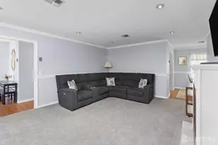 716 Victoria Ct, Monroe Township, NJ 08831 - Photo 8
