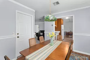 716 Victoria Ct, Monroe Township, NJ 08831 - Photo 14