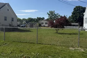 30 Murray Ave, Piscataway Township, NJ 08854 - Photo 2