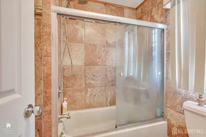 15 Roxy Avenue, Edison, NJ 08820 - Photo 28