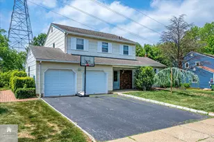 15 Roxy Ave, Edison, NJ 08820 - Photo 2