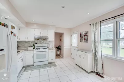 15 Roxy Avenue, Edison, NJ 08820 - Photo 14