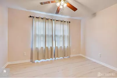 15 Roxy Avenue, Edison, NJ 08820 - Photo 24