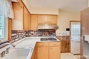 29 Hopkinson Ave, Piscataway Township, NJ 08854 - Photo 14