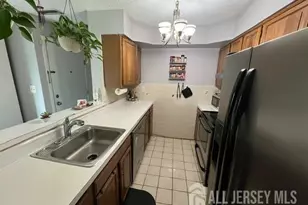 1009 Aspen Dr, Plainsboro Township, NJ 08536 - Photo 2