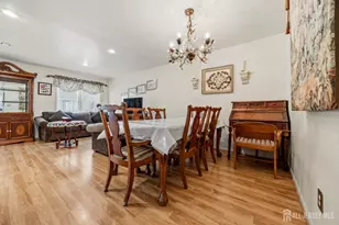 8 Tall Oaks Ct, Sayreville, NJ 08859 - Photo 12