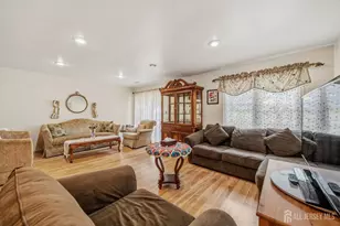 8 Tall Oaks Ct, Sayreville, NJ 08859 - Photo 14