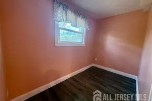 5 Sussex Ct, South River, NJ 08882 - Photo 8
