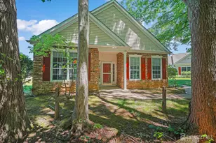 511 Skylark Dr, Monroe Township, NJ 08831 - Photo 1