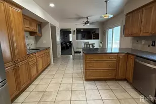 18 Erin Ln, Old Bridge Township, NJ 08857 - Photo 10