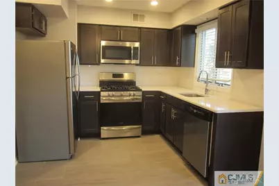 0-239D Amboy Avenue #239D, Metuchen, NJ 08840 - Photo 6