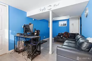 245 W 3 Ave, Roselle, NJ 07203 - Photo 20