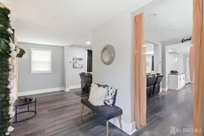 245 W 3 Avenue, Roselle, NJ 07203 - Photo 4