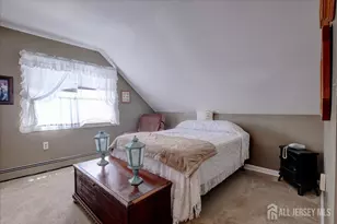 8 N Chestnut St, Hazlet Township, NJ 07730 - Photo 14