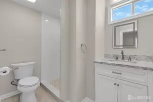 21 Market St, Edison, NJ 08817 - Photo 32