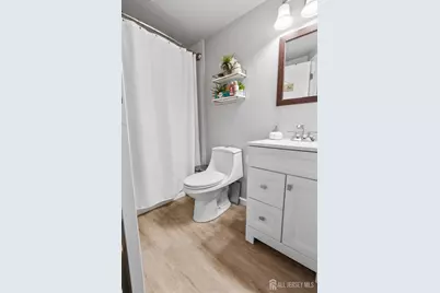 81 Lockwood Avenue, Woodbridge Township, NJ 07095 - Photo 10