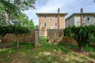 405 Kennedy Dr, Linden, NJ 07036 - Photo 32