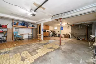 405 Kennedy Dr, Linden, NJ 07036 - Photo 24
