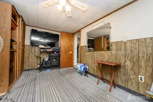 405 Kennedy Dr, Linden, NJ 07036 - Photo 22
