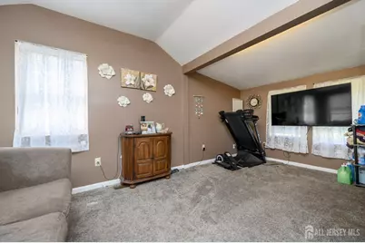 204 E Lakeshore Drive E, Browns Mills, NJ 08015 - Photo 6