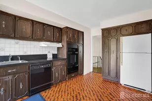 10 4th St, South River, NJ 08882 - Photo 12
