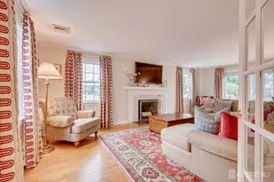 11 Cape Ct, Metuchen, NJ 08840 - Photo 8