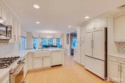 11 Cape Court, Metuchen, NJ 08840 - Photo 16